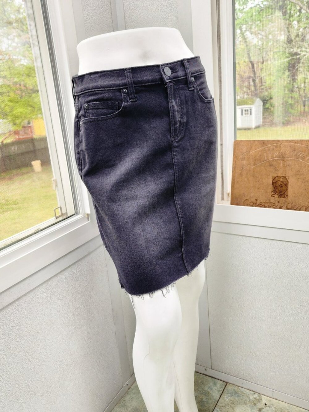 NWT Loft Black Raw Edge Denim Mini Skirt Size 4